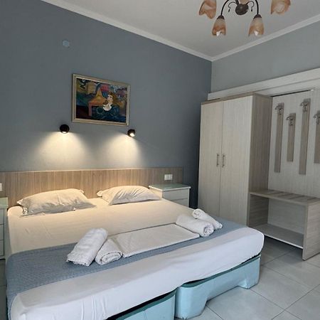 Diaporos Hotel Vourvourou Exteriör bild
